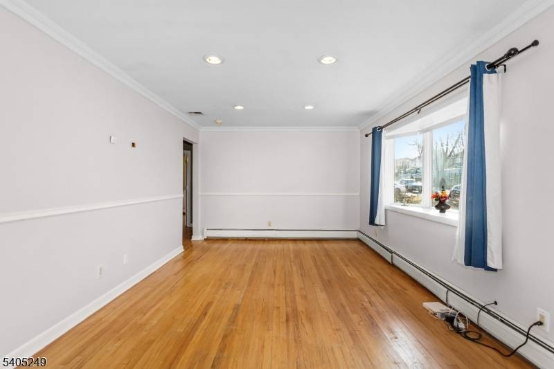 Butler Boro, NJ 07405,86 Reservoir Ave