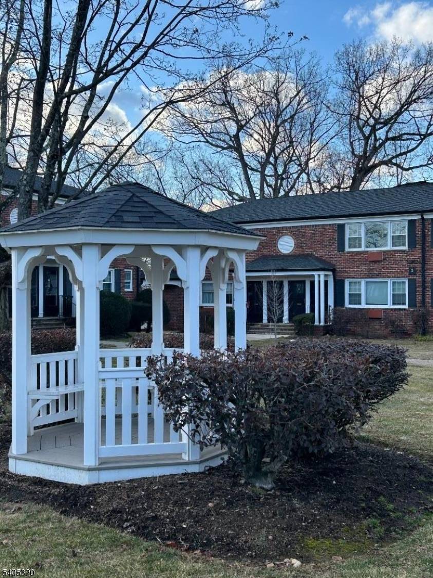 Morris Twp., NJ 07960,213 Pitney Place