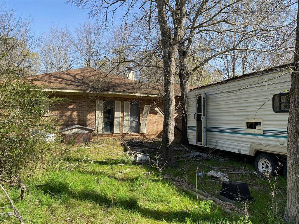 Yantis, TX 75497,207 County Road 1739