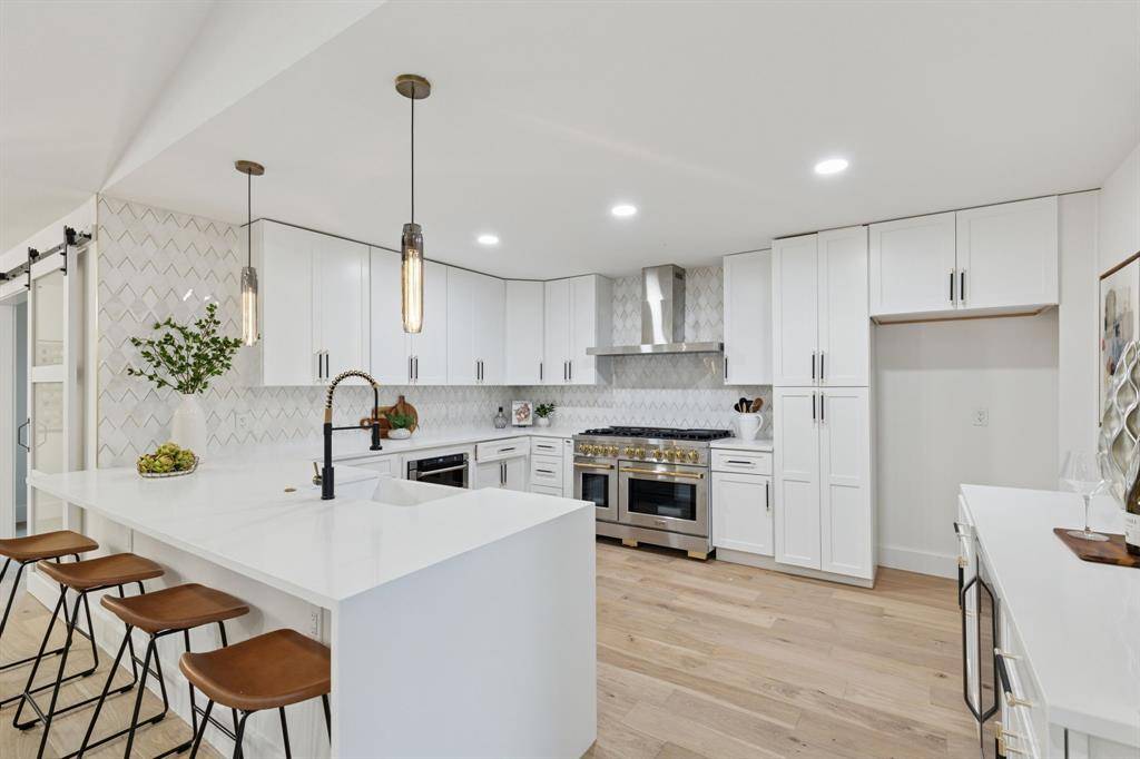 Dallas, TX 75214,6333 Town Hill Lane