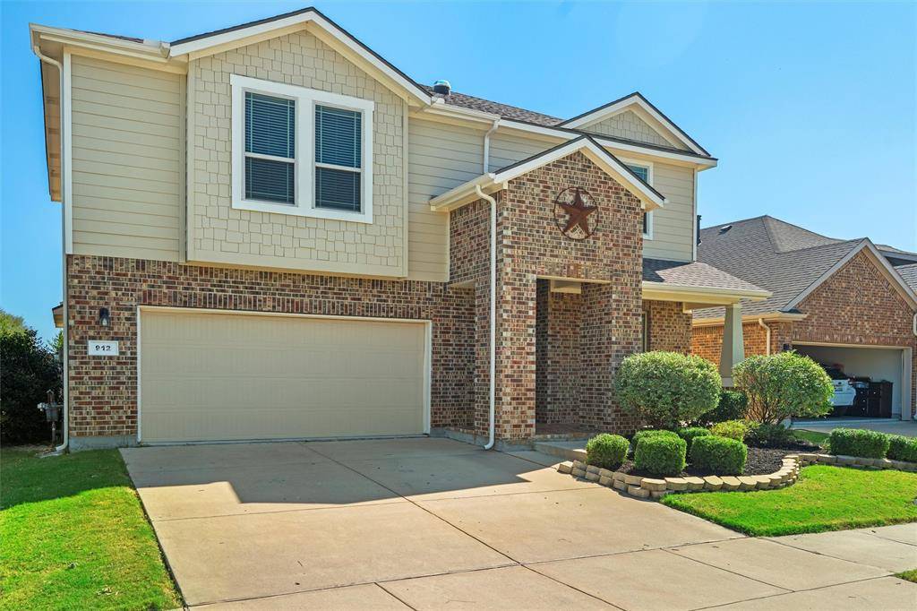 Argyle, TX 76226,912 Falcon Road