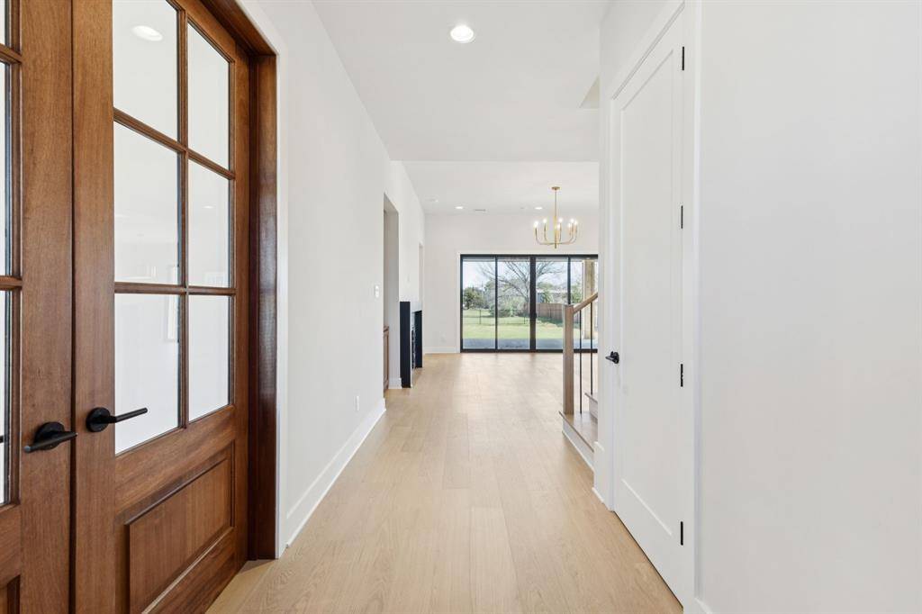 Roanoke, TX 76262,206 Pecan Street