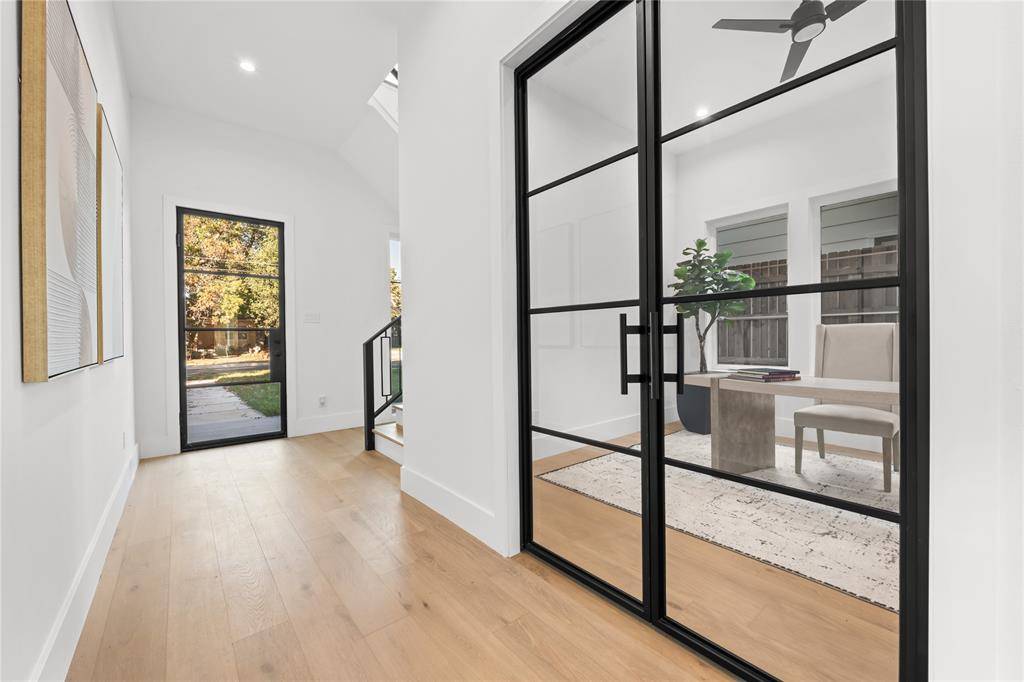 Dallas, TX 75229,4426 Bonham Street