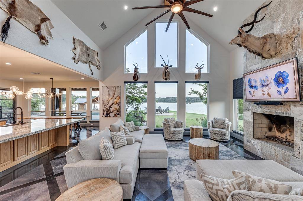 Winnsboro, TX 75494,372 Pleasant View Road