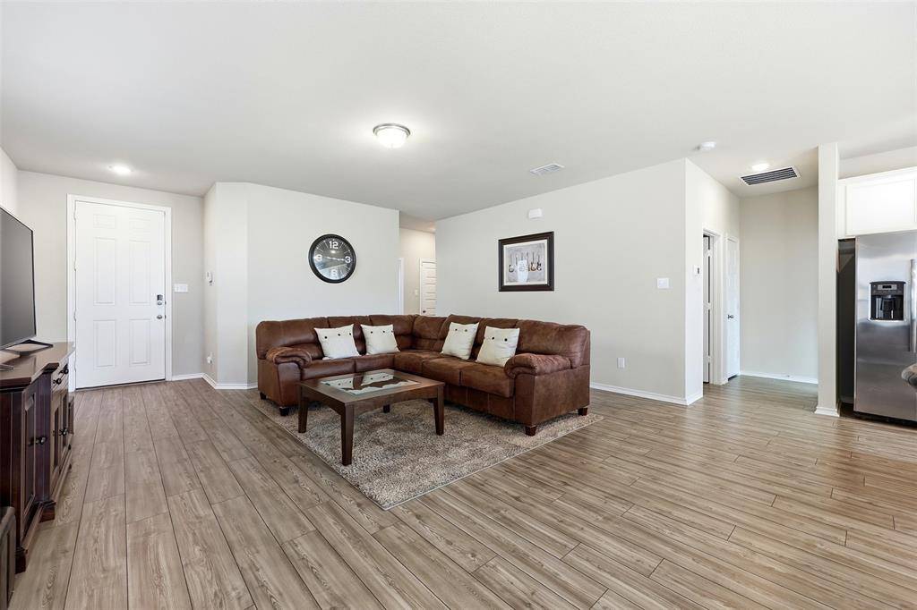 Waxahachie, TX 75167,2249 Burning Bush Lane