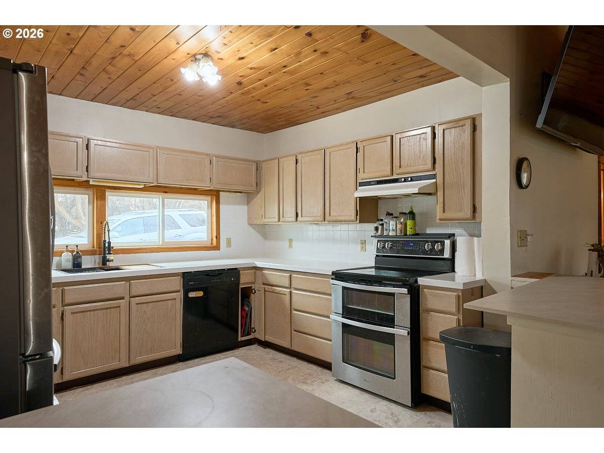 Enterprise, OR 97828,82495 FISH HATCHERY LN