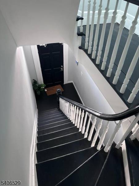 Newark City, NJ 07103,266 Littleton Ave