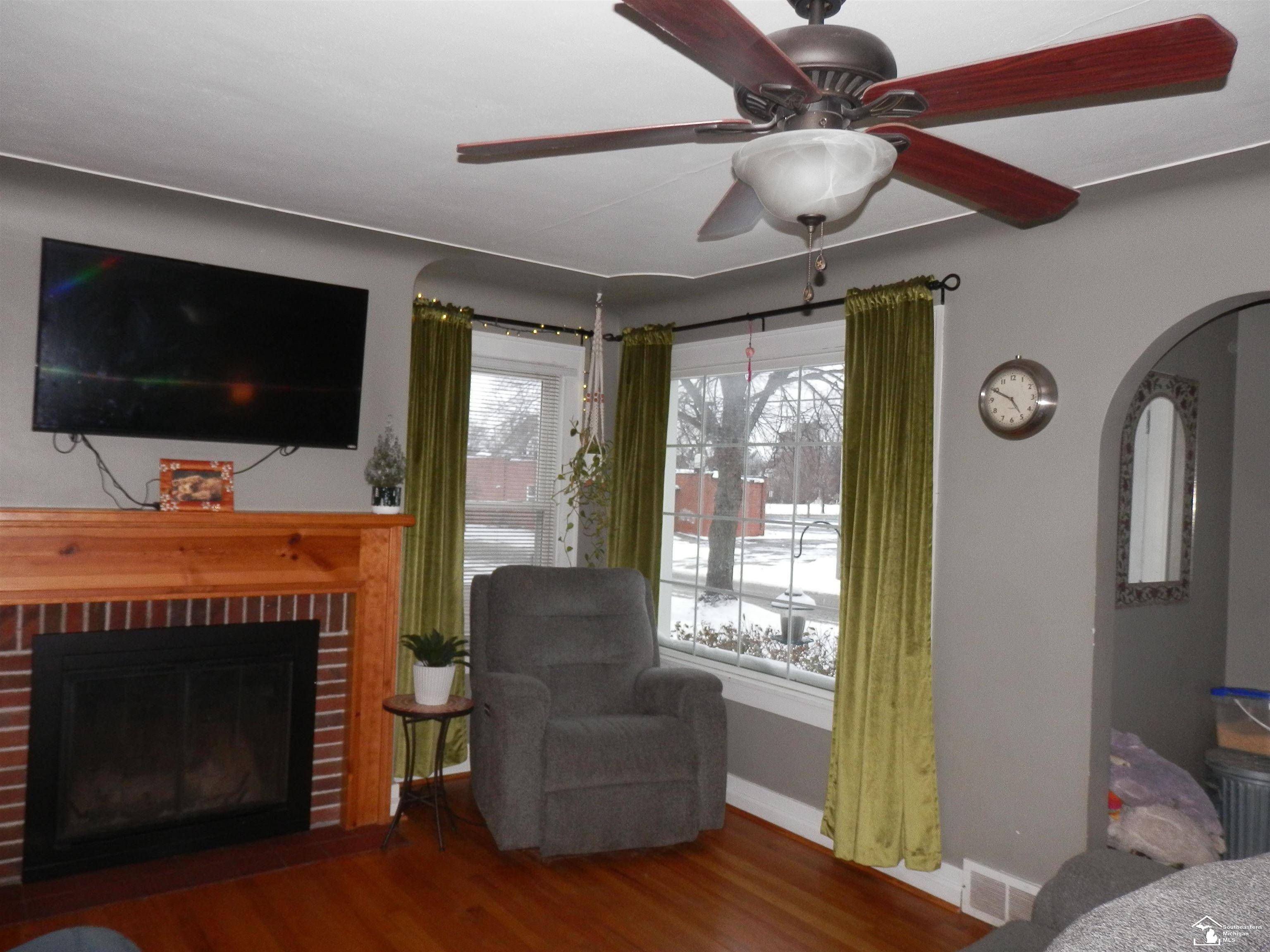 Monroe, MI 48162,26 E Grove ST