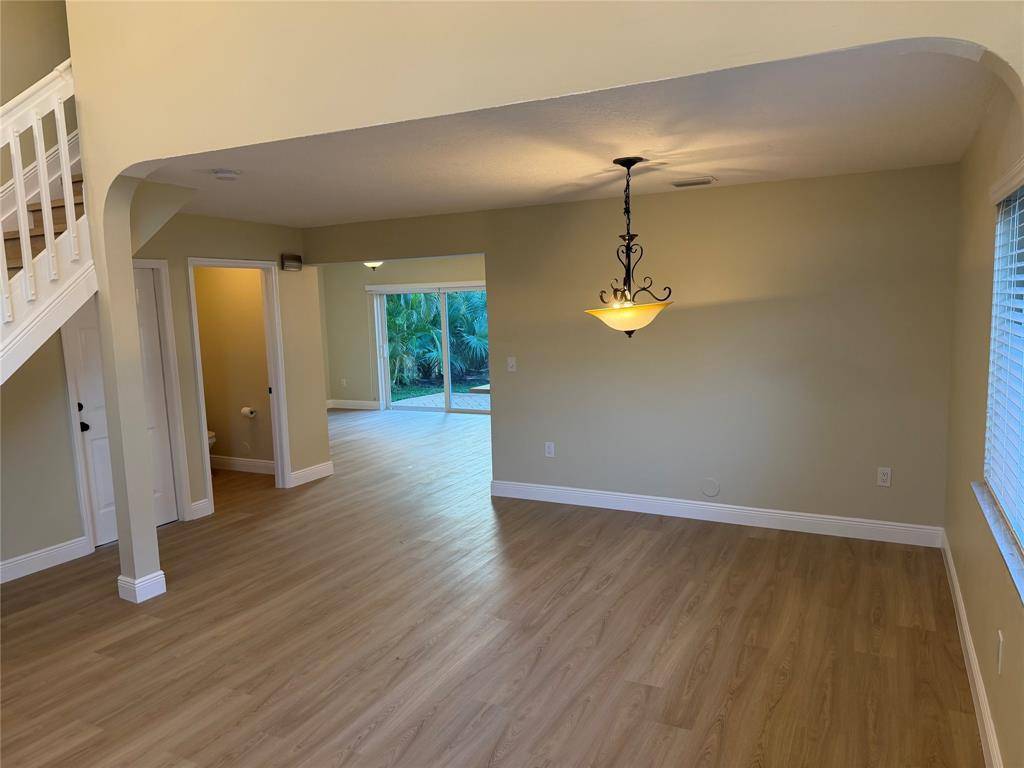 Weston, FL 33326,123 Danielle Ct