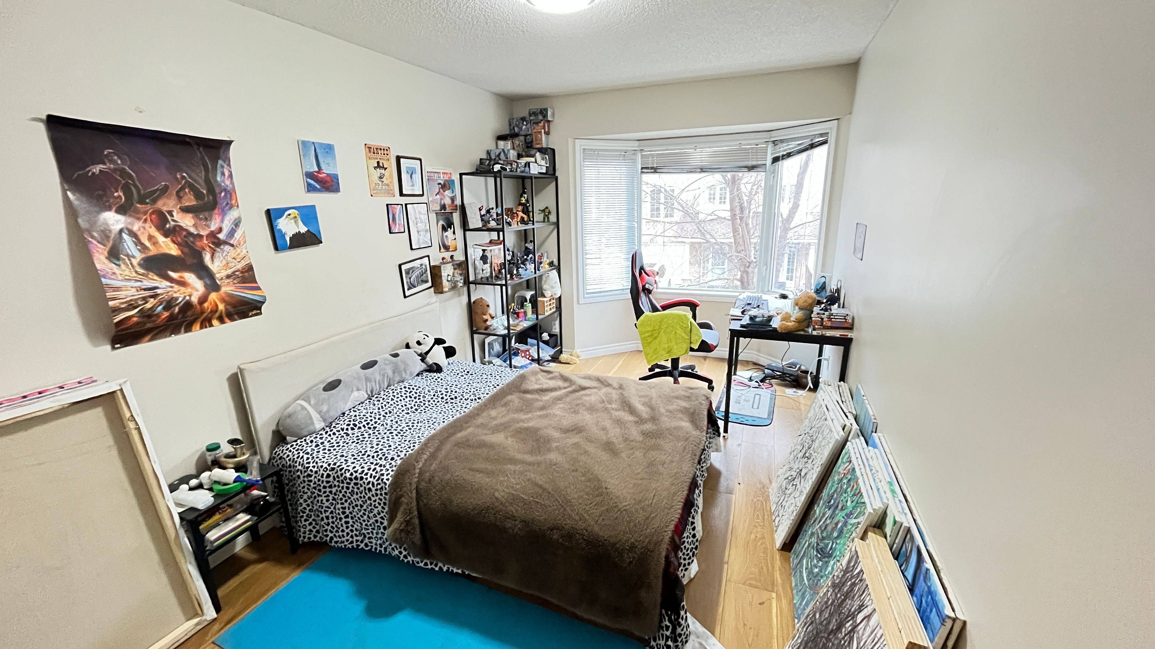 Vaughan, ON L4J 8J7,151 Townsgate DR