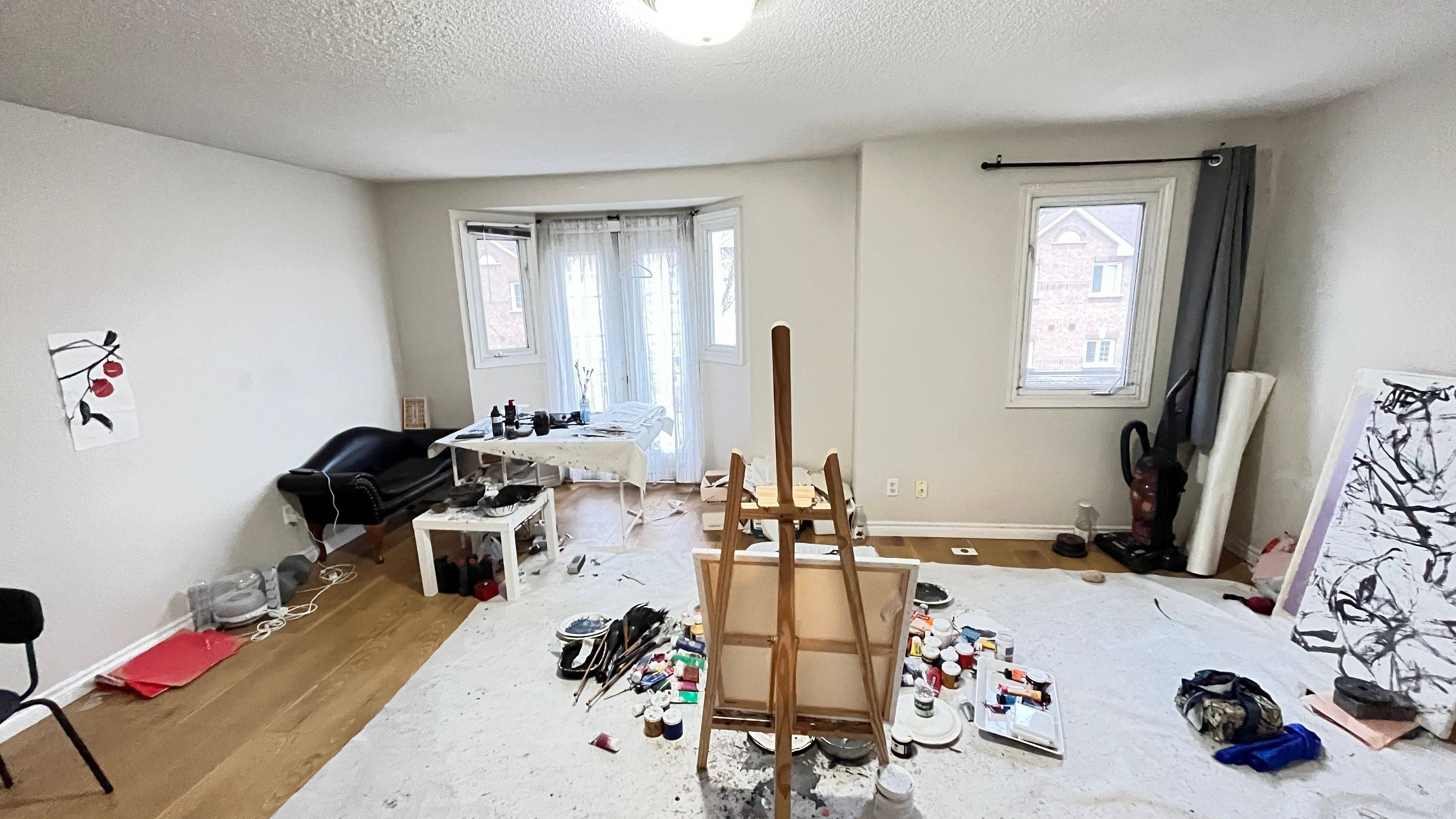 Vaughan, ON L4J 8J7,151 Townsgate DR