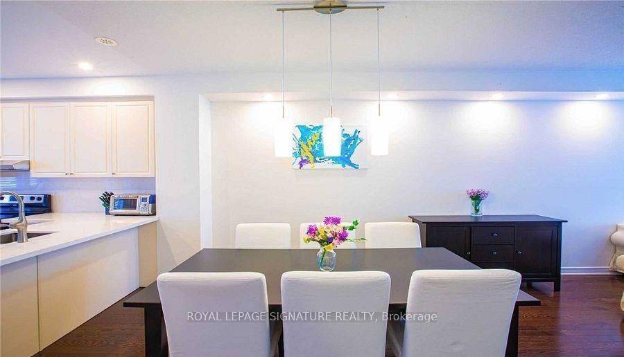 Oakville, ON L6H 7P1,2460 Prince Michael and Dundas DR #32