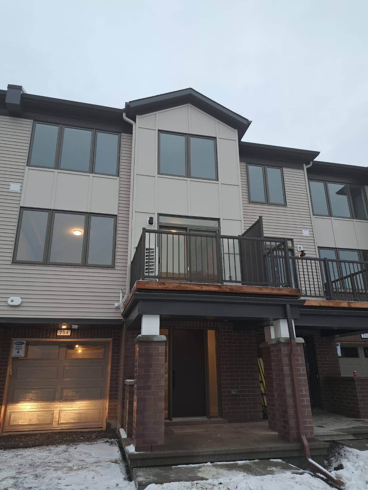 Barrhaven, ON K2J 7J2,734 Chromite Private