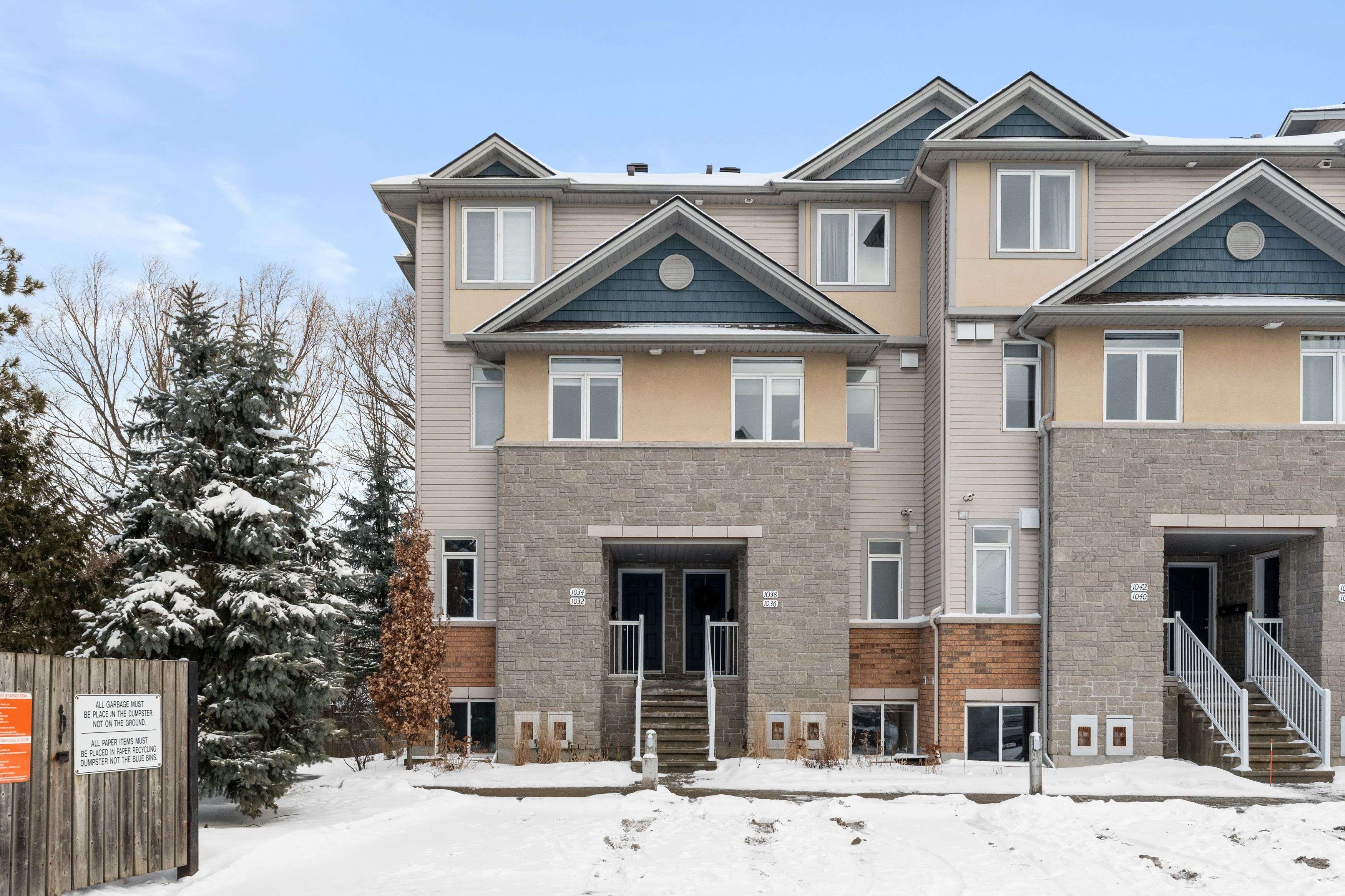 Cyrville - Carson Grove - Pineview, ON K1J 0A9,1032 Redtail Private