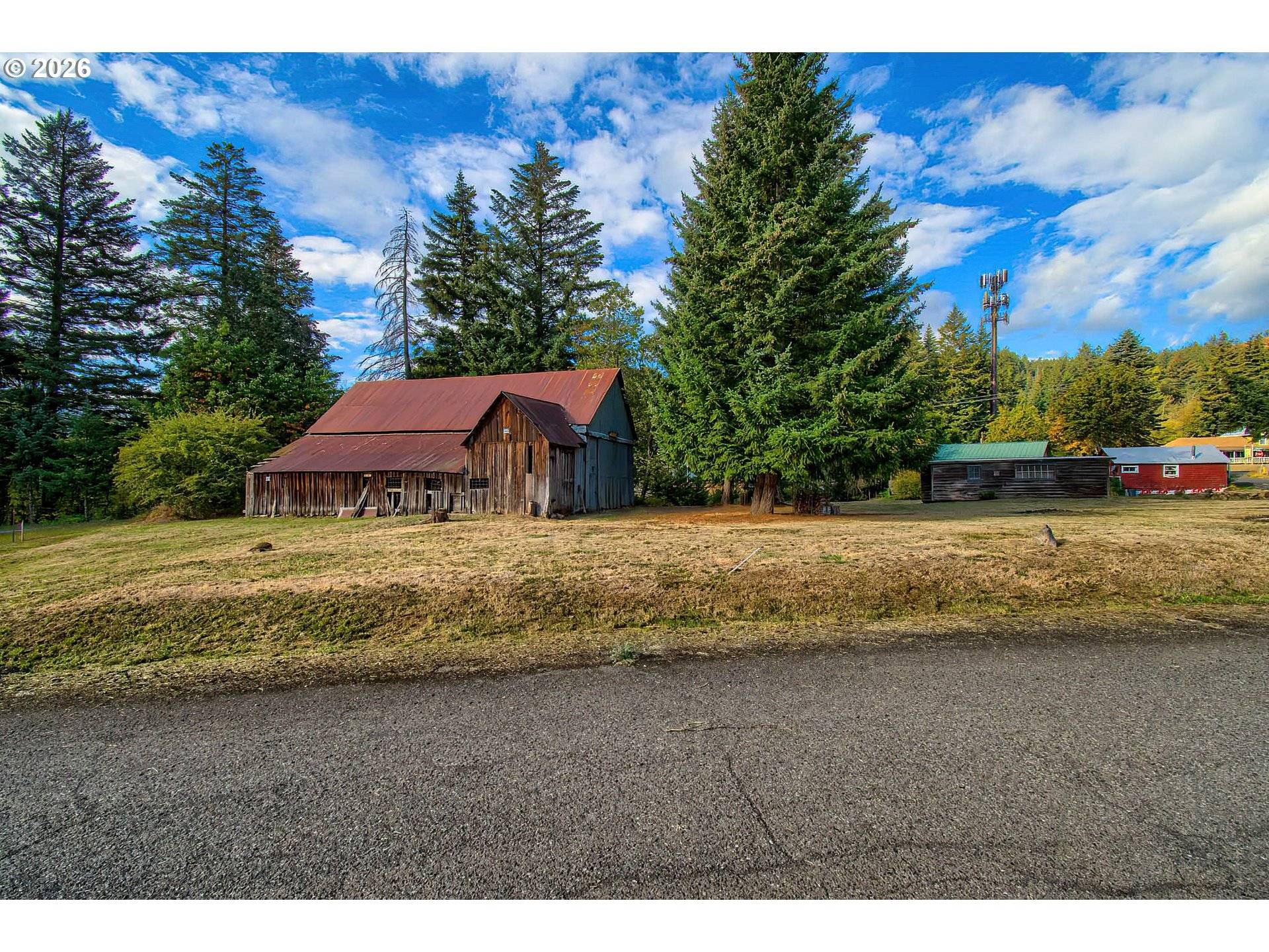 Carson, WA 98610,52 FREDRICKSON AVE