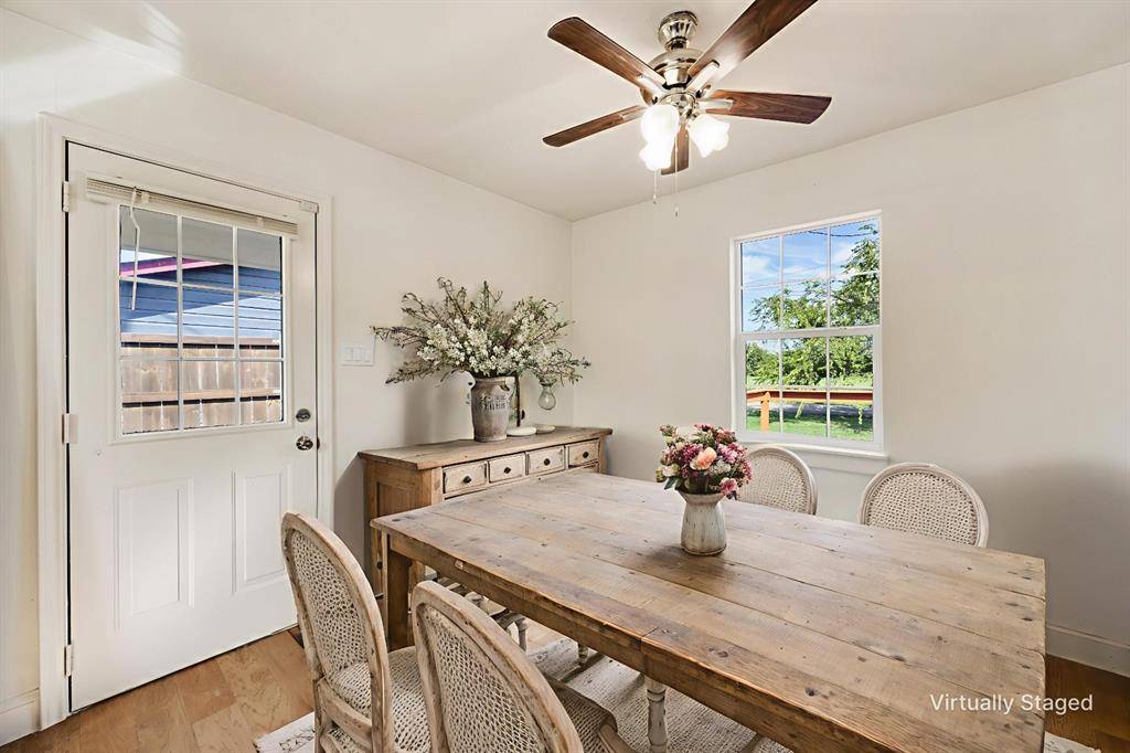 Leonard, TX 75452,307 S Elm Street