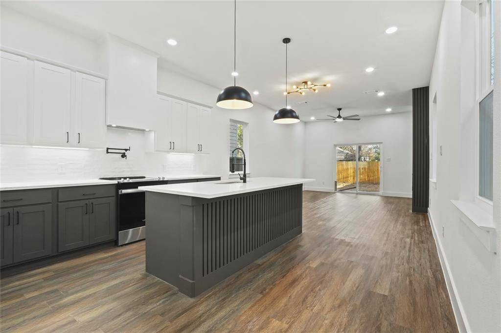 Dallas, TX 75215,2618 Birmingham Avenue