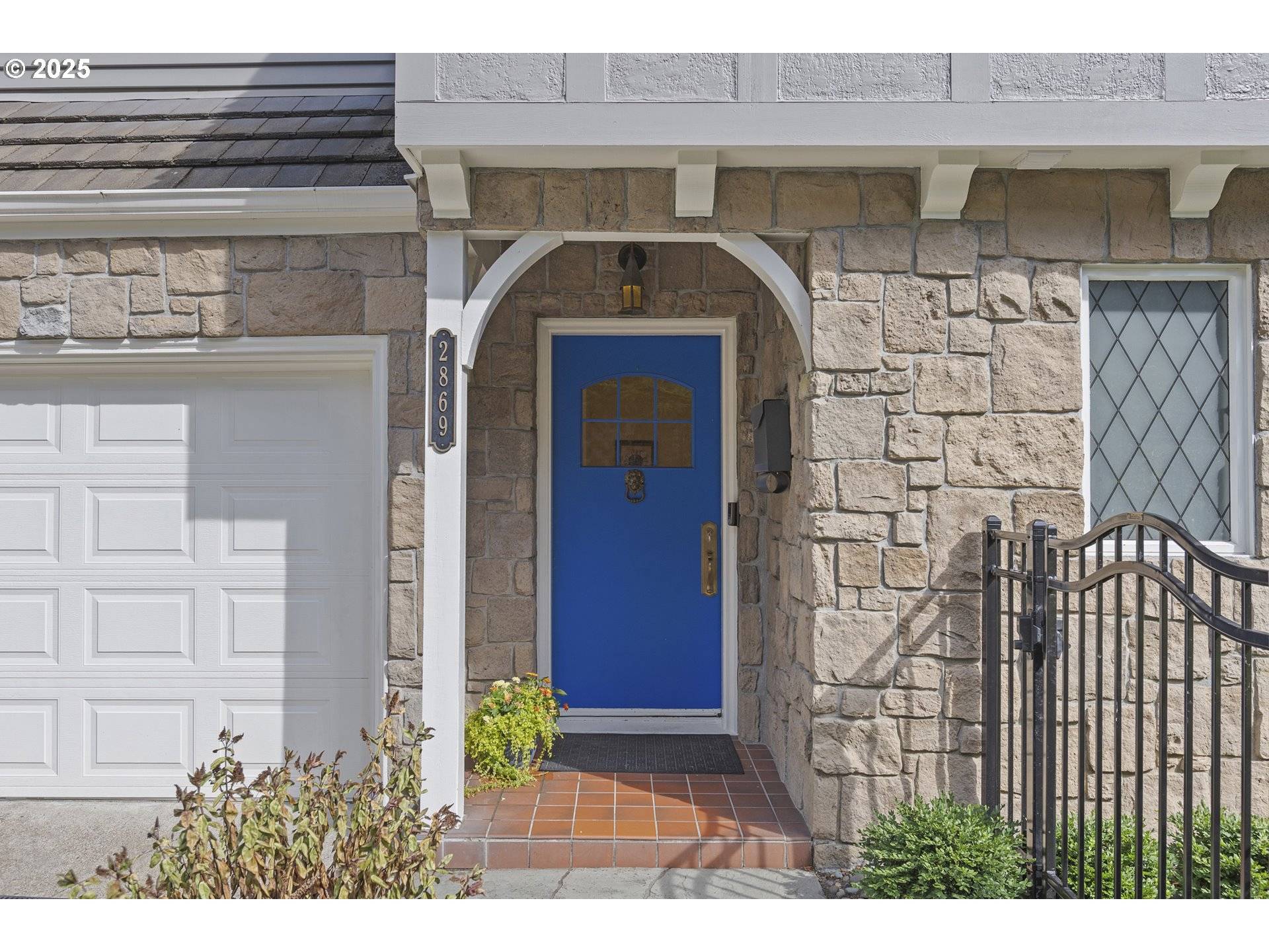 Portland, OR 97205,2869 SW CHAMPLAIN DR