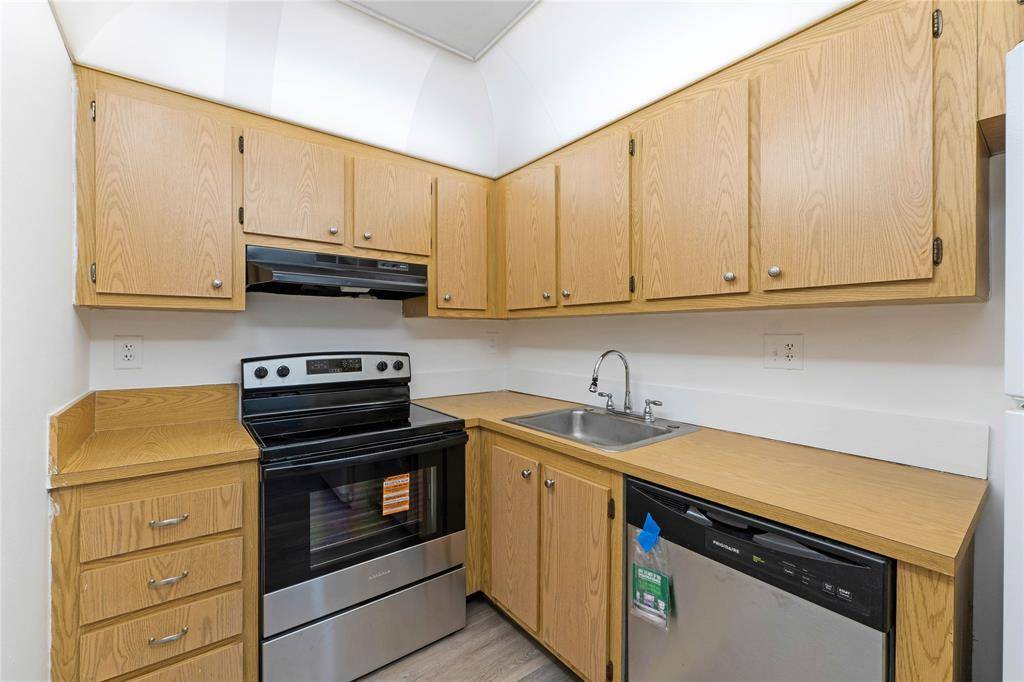 Sunrise, FL 33351,3720 N Pine Island Rd #333