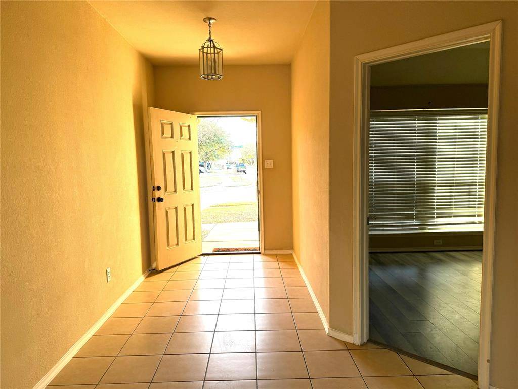 Mckinney, TX 75072,1001 Golden Bear Lane