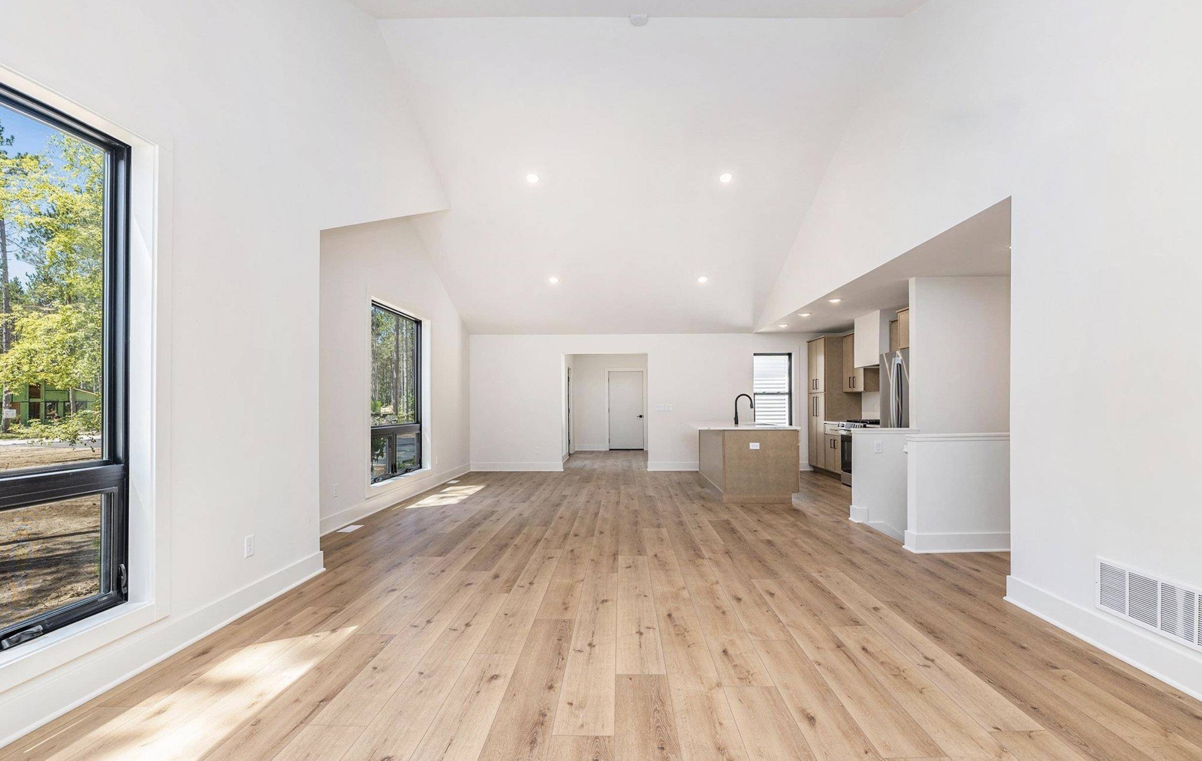 Traverse City, MI 49685,1689 Cascade TRL