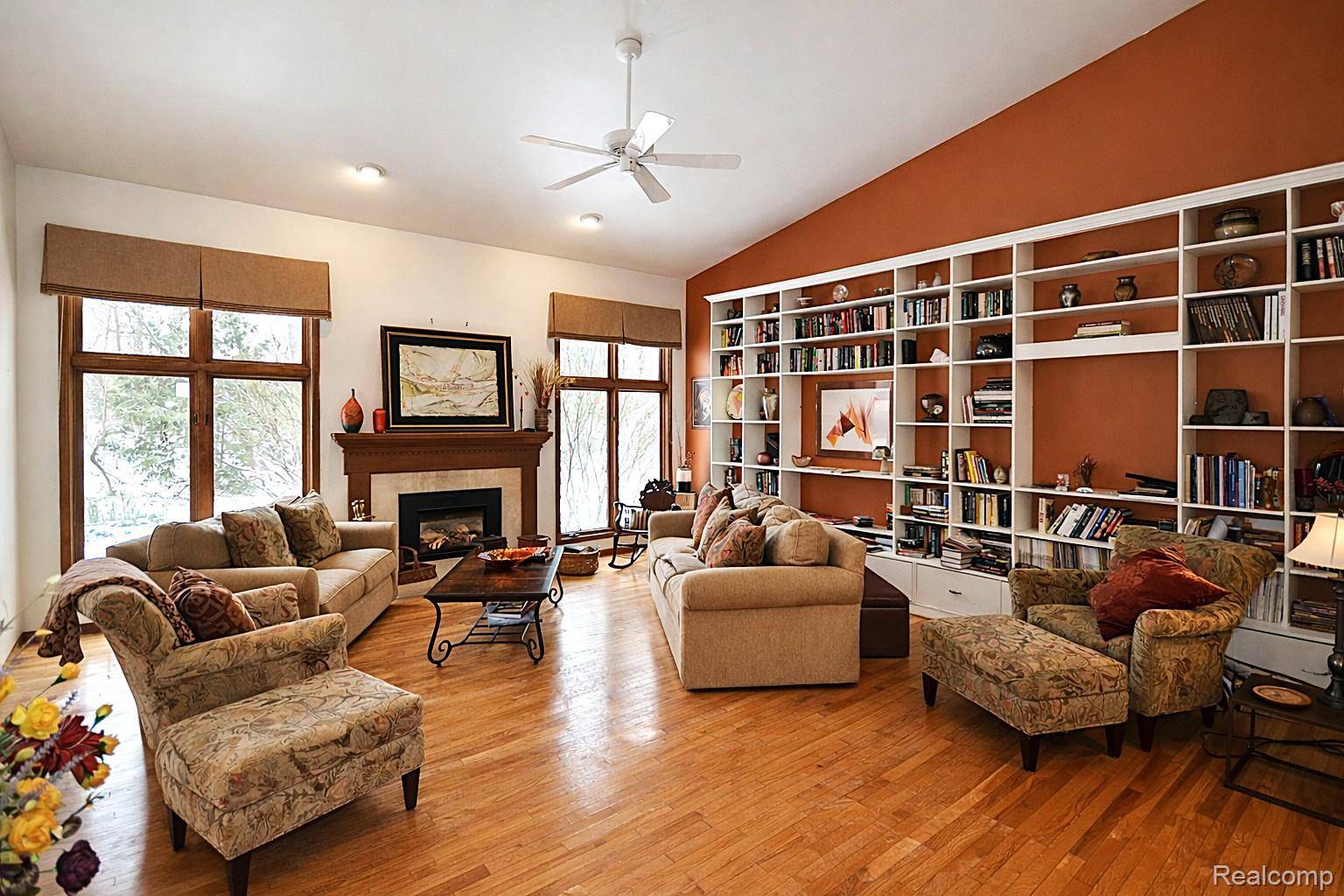 Bloomfield Hills, MI 48302,2171 Kemp RD