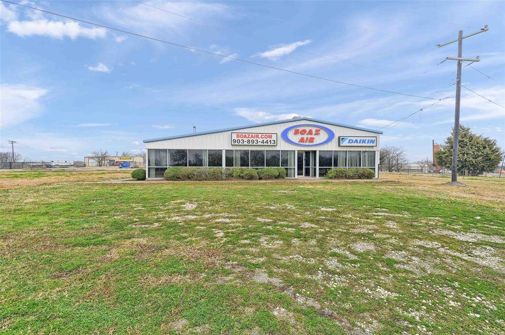 Sherman, TX 75092,18987 W US Highway 82