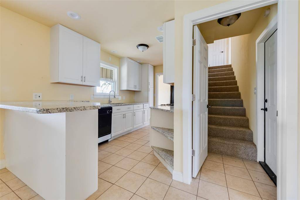 Crowley, TX 76036,725 Meadowlark Circle