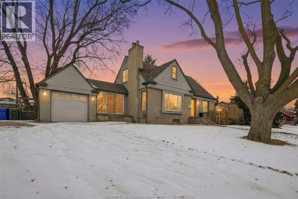 Windsor, ON N8T 1S8,2569 Norman RD