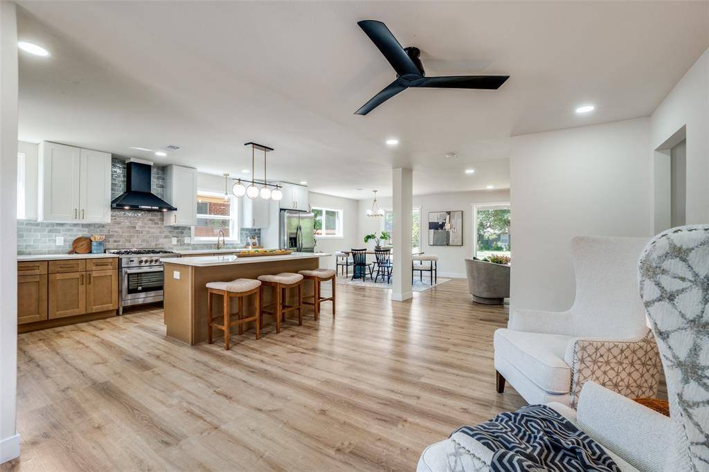 Dallas, TX 75218,237 Easton Road