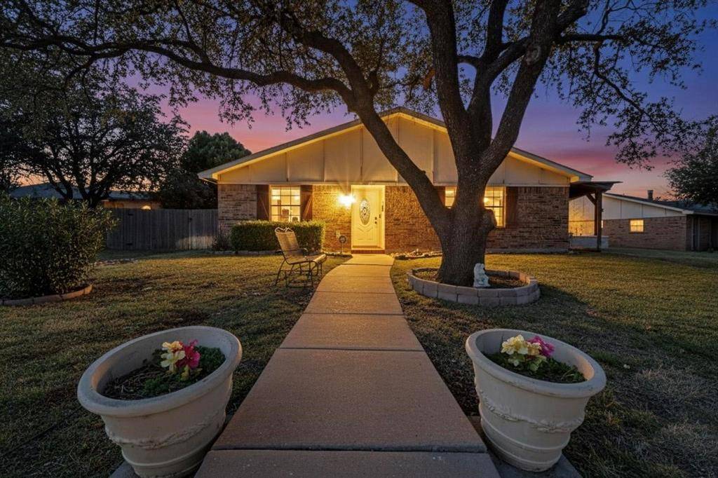 Carrollton, TX 75007,2026 Wildrose Court