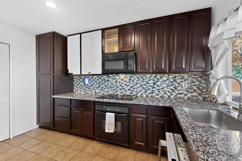 Carrollton, TX 75007,2026 Wildrose Court