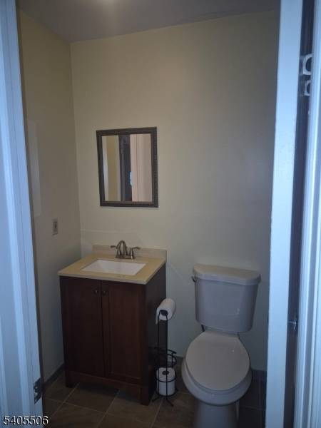 Raritan Twp., NJ 08822,602 Village Commons