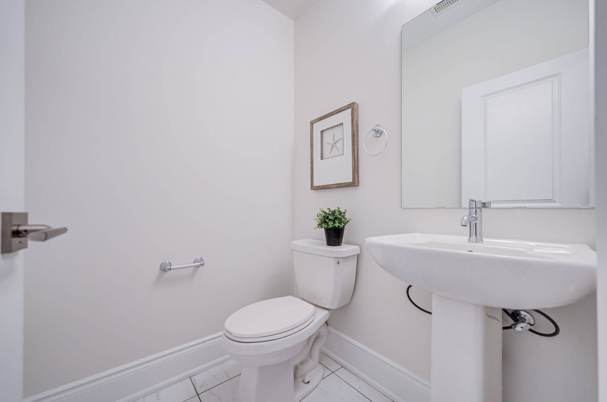 Vaughan, ON L6A 4Z6,94 Carrville Woods CIR