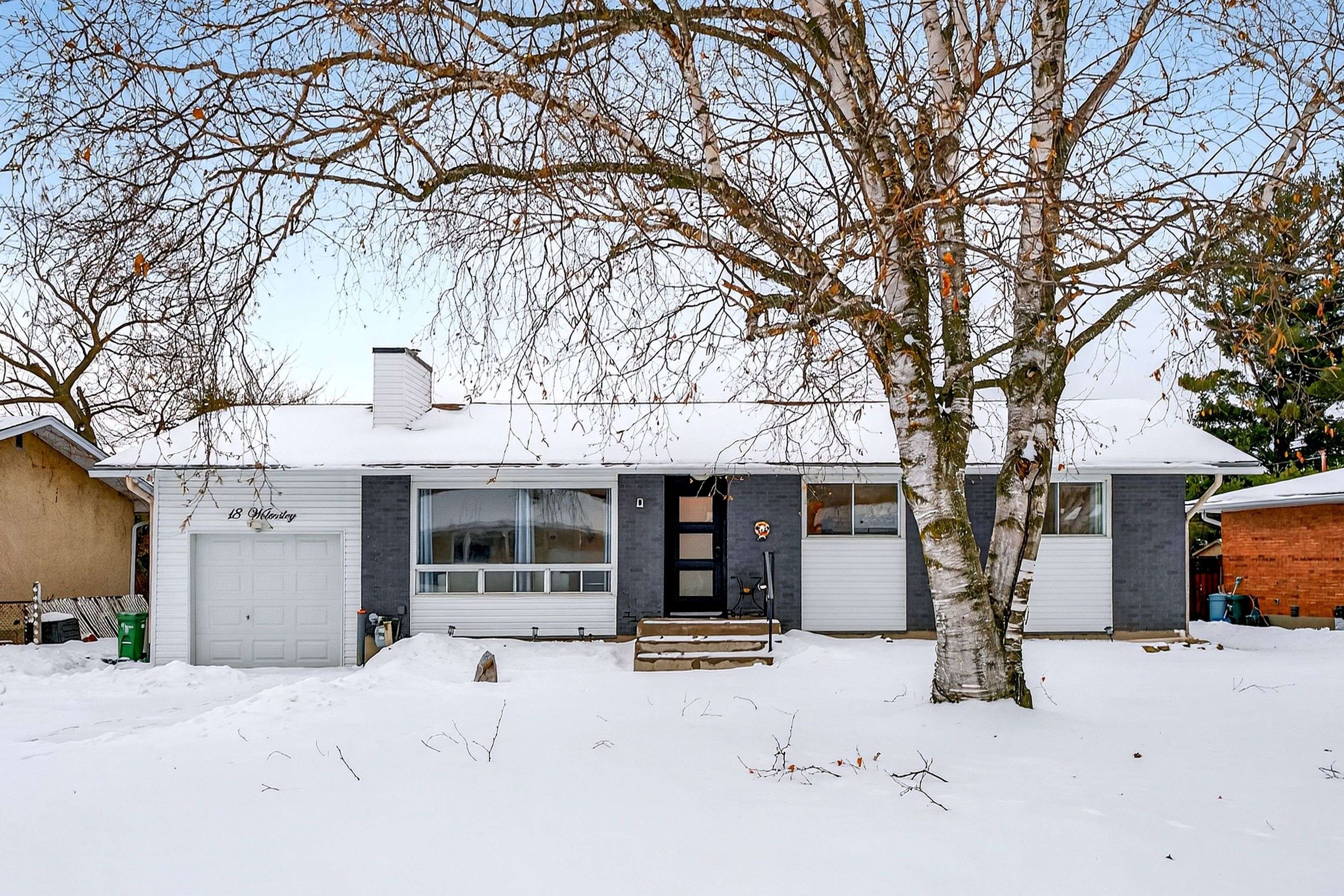 Meadowlands - Crestview And Area, ON K2G 1J4,18 Wolmsley CRES