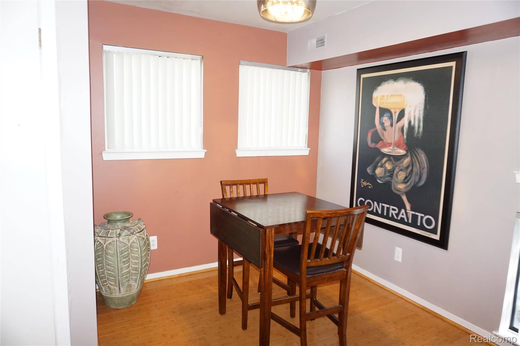 Farmington Hills, MI 48334,27991 Rollcrest RD #Unit 1