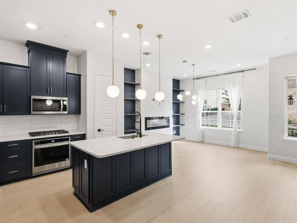 Carrollton, TX 75010,4413 Murphy Lane