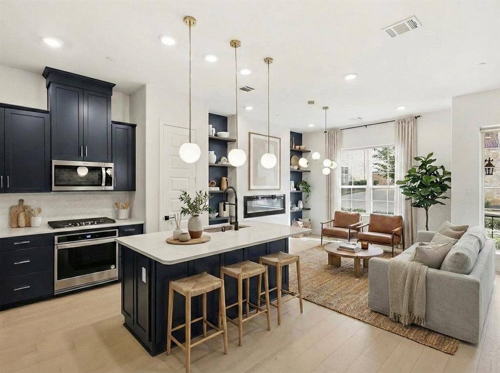 Carrollton, TX 75010,4413 Murphy Lane