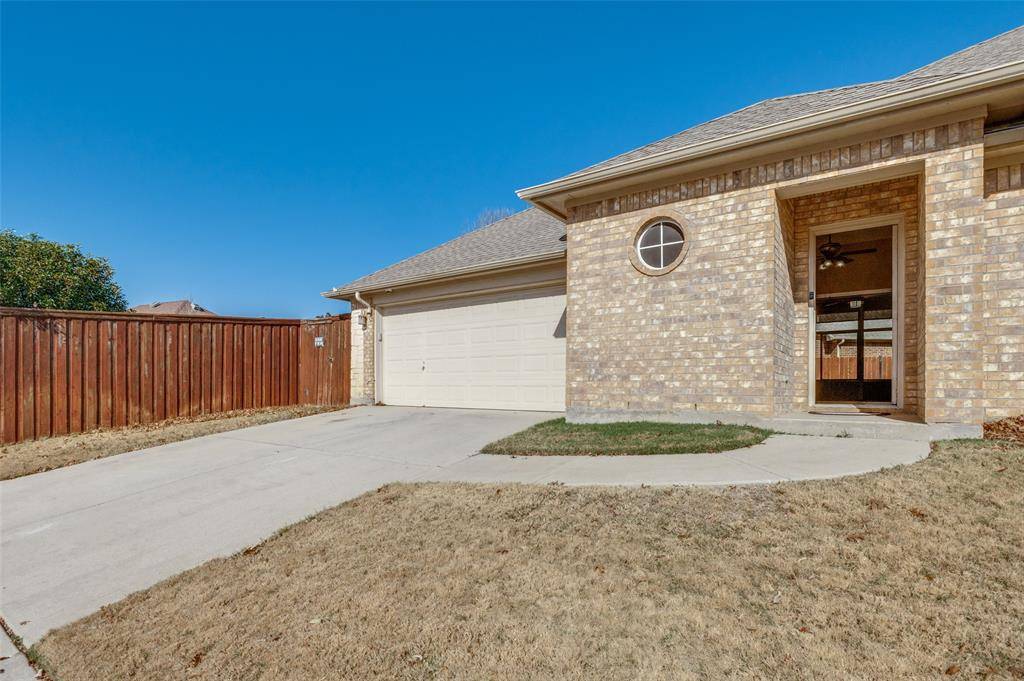 Saginaw, TX 76179,140 Big Willow Court