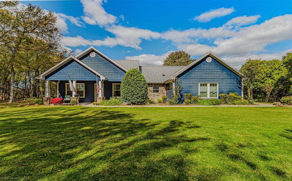 Whitewright, TX 75491,363 Private Road 451