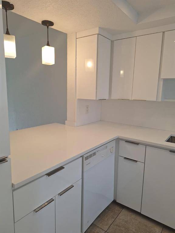 Pompano Beach, FL 33063,5800 Margate Blvd #722