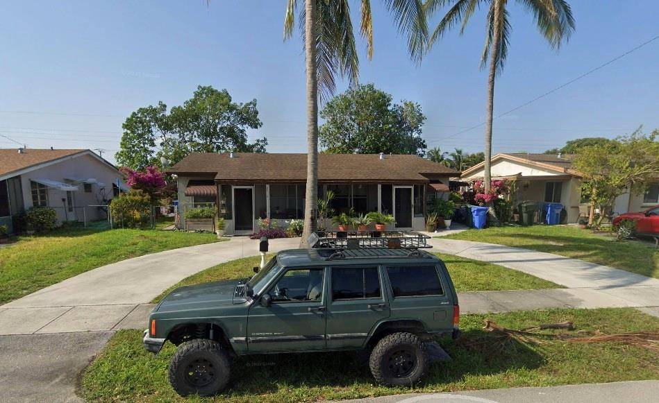 Oakland Park, FL 33334,540 NE 58th St