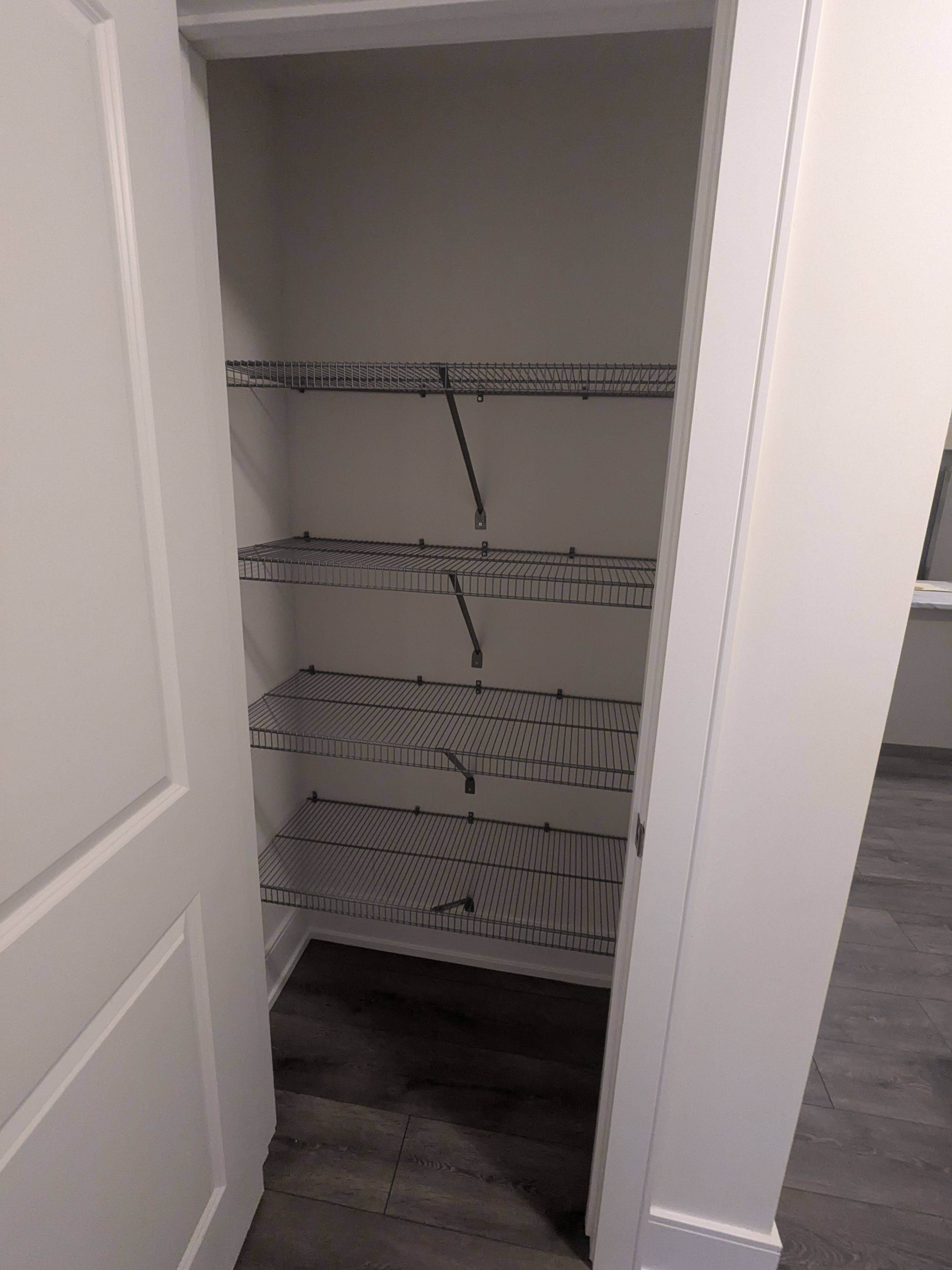 Bradford West Gwillimbury, ON L3Z 4N2,193 Rowe ST #Bsmt