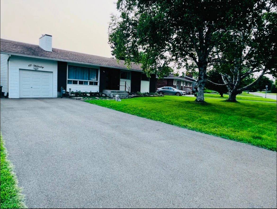 Meadowlands - Crestview And Area, ON K2G 1J4,18 Wolmsley CRES