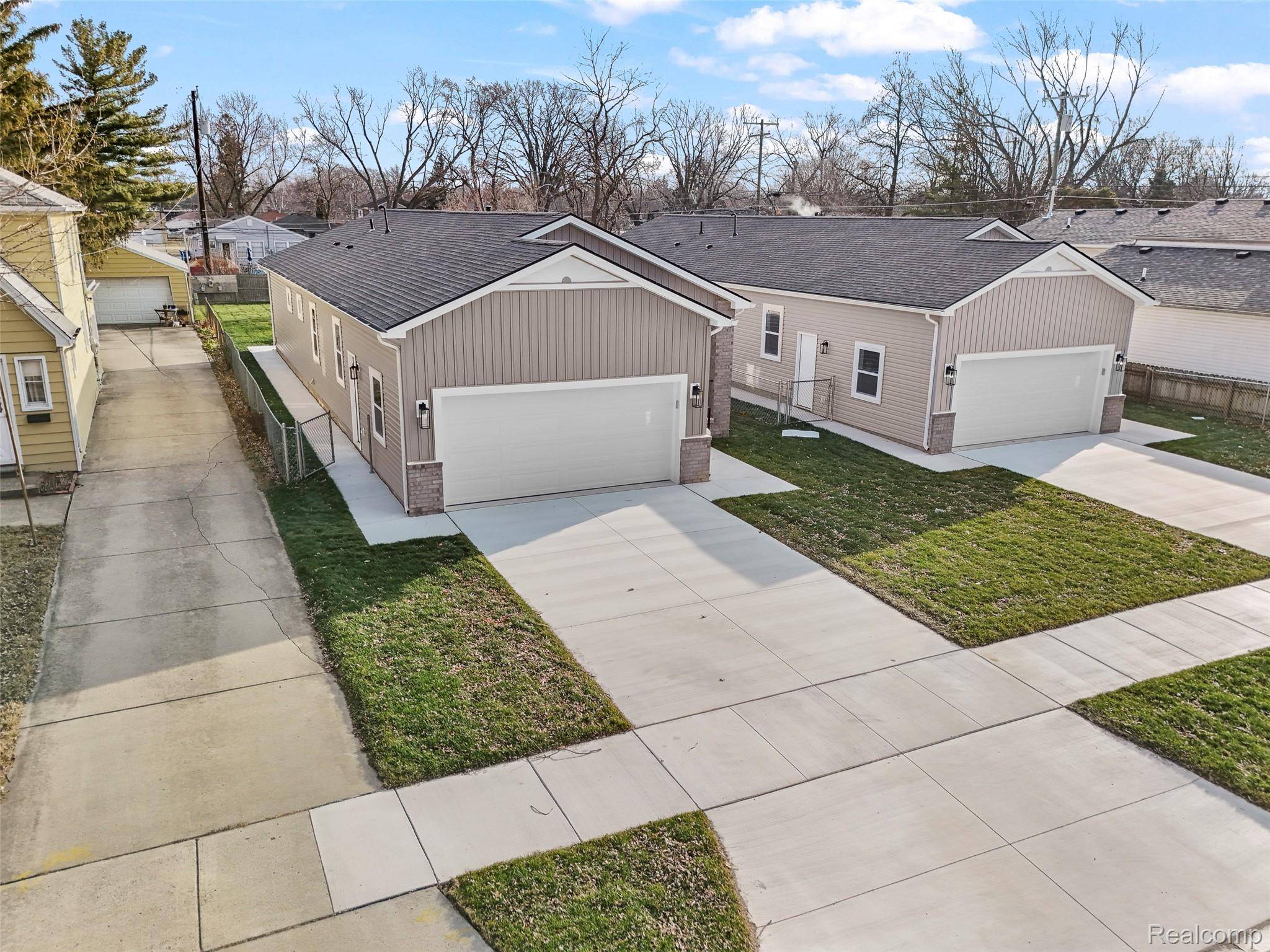 Dearborn Heights, MI 48125,4833 Harding St Harding St