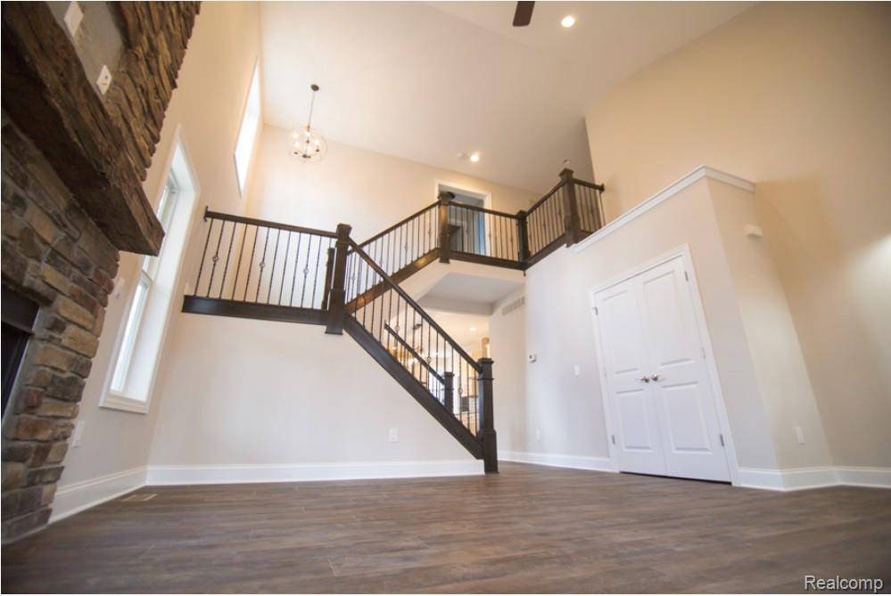 Howell, MI 48855,000 VL N Latson RD