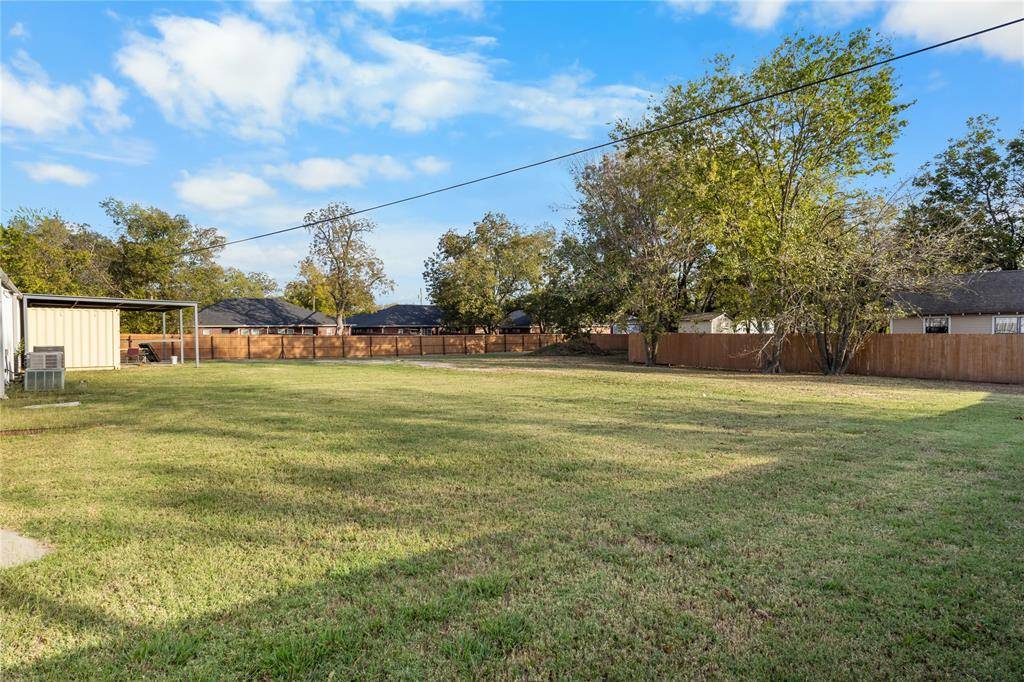 Commerce, TX 75428,803 CHESTNUT Street