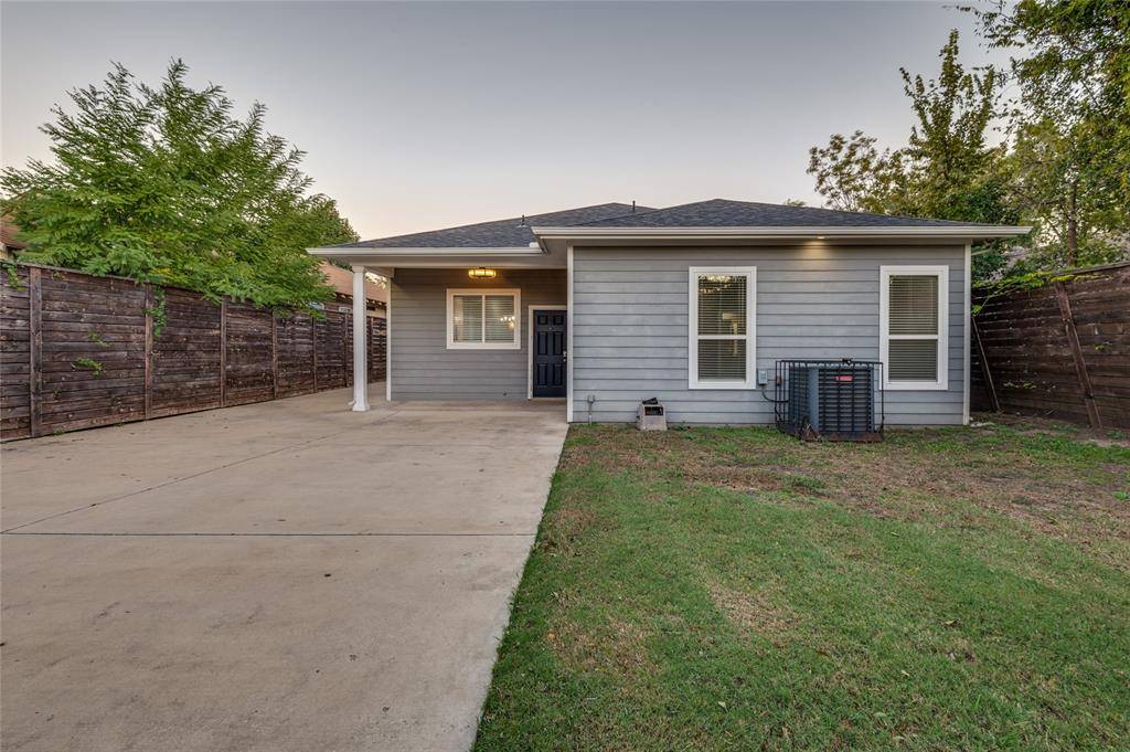 Dallas, TX 75208,619 Buckalew Street