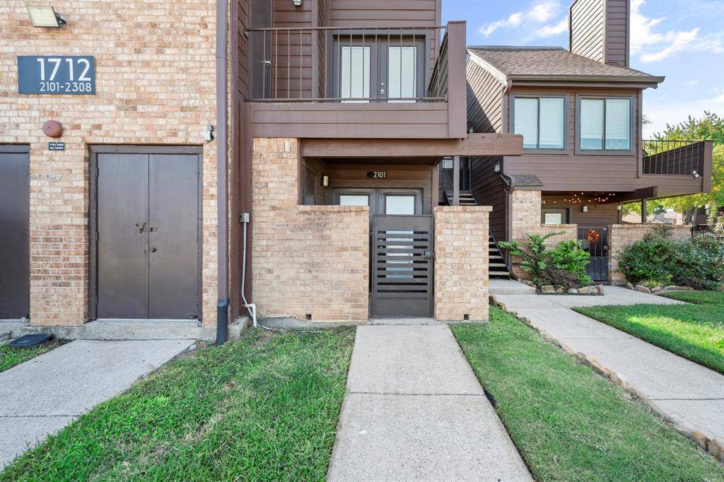 Arlington, TX 76006,1712 Baird Farm Circle #2101