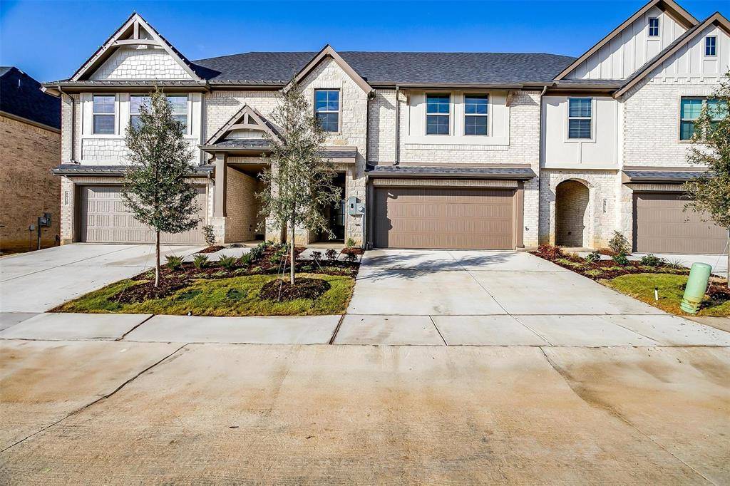 Arlington, TX 76001,6820 Neals Way